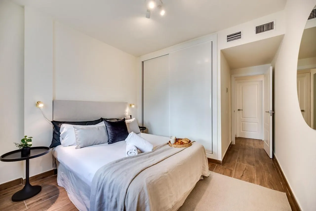 Vacation Marbella I Top 1 Puerto Banus Sea Front Rental, Renovated 0*,
