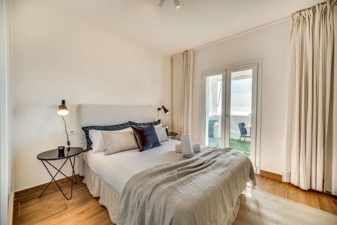 Vacation Marbella I Top 1 Puerto Banus Sea Front Rental, Renovated Spain