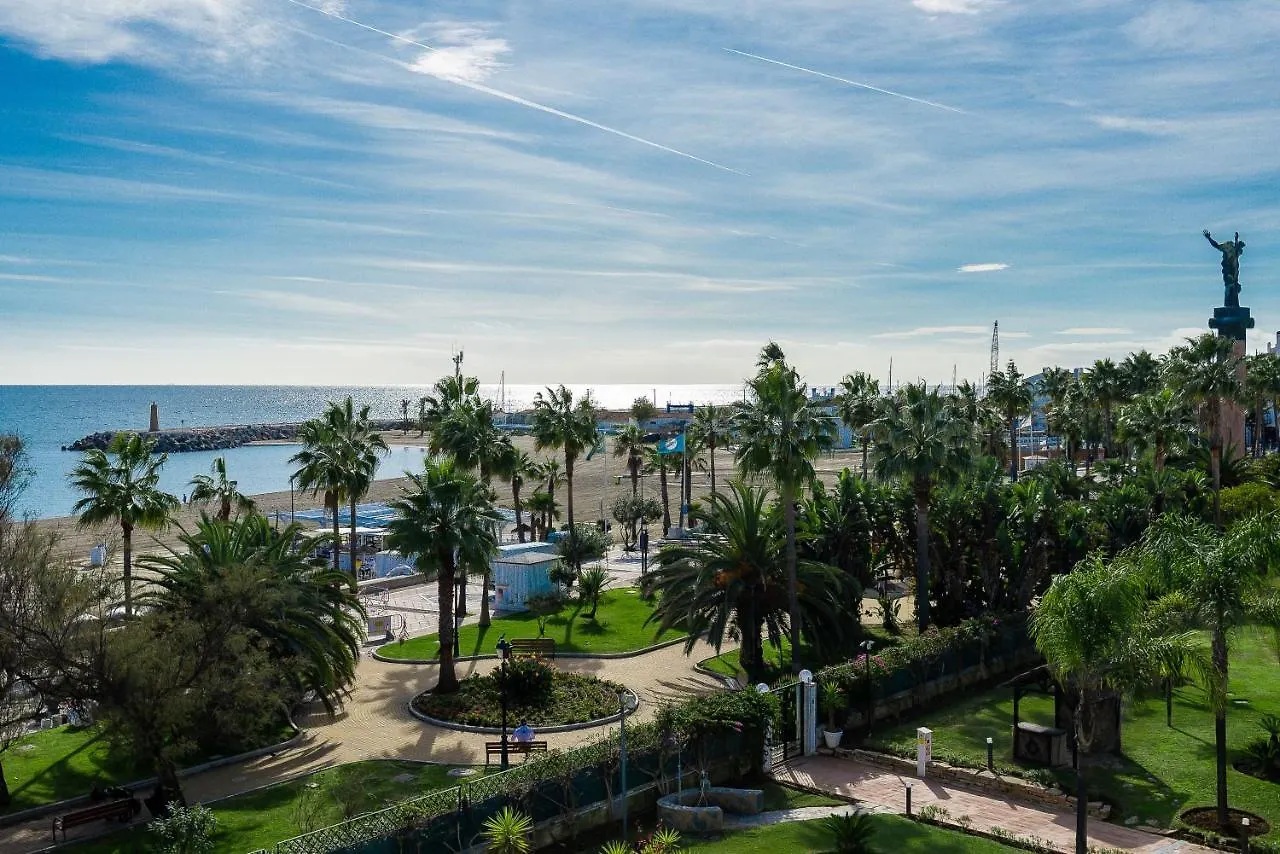 Vacation Marbella I Top 1 Puerto Banus Sea Front Rental, Renovated