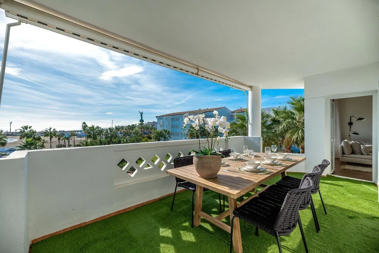 Vacation Marbella I Top 1 Puerto Banus Sea Front Rental, Renovated Apartment