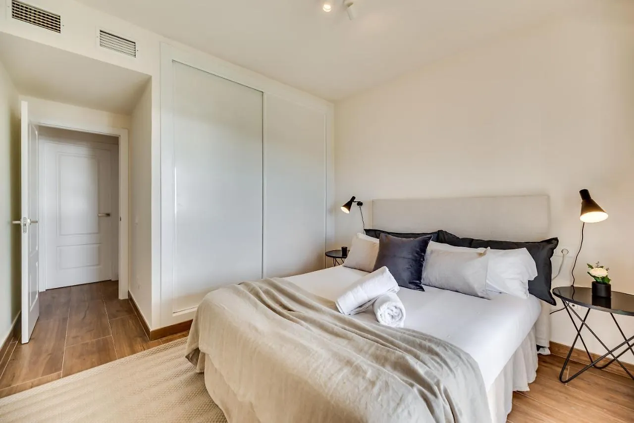 Vacation Marbella I Top 1 Puerto Banus Sea Front Rental, Renovated 0*,
